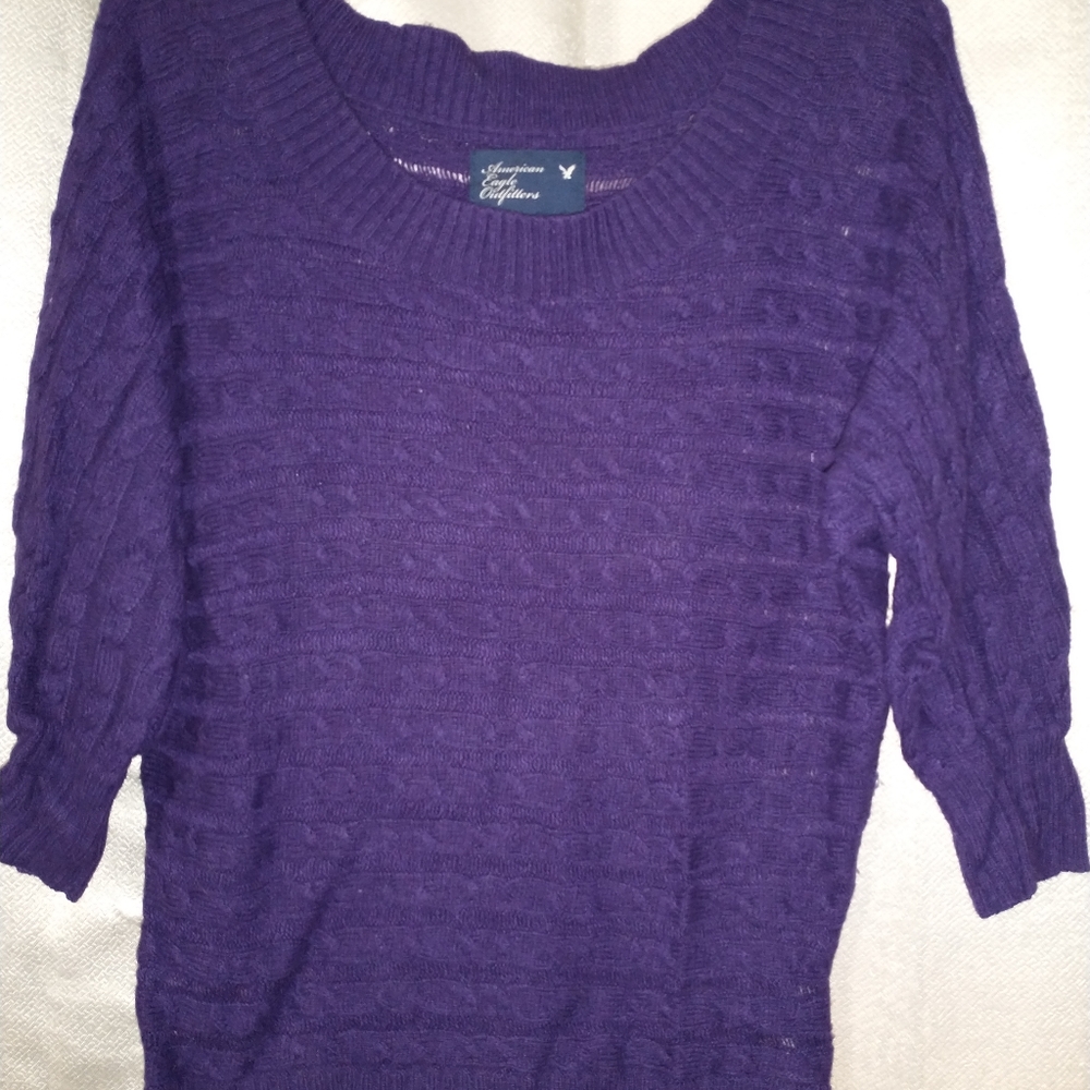 American Eagle sweater Purple size Small